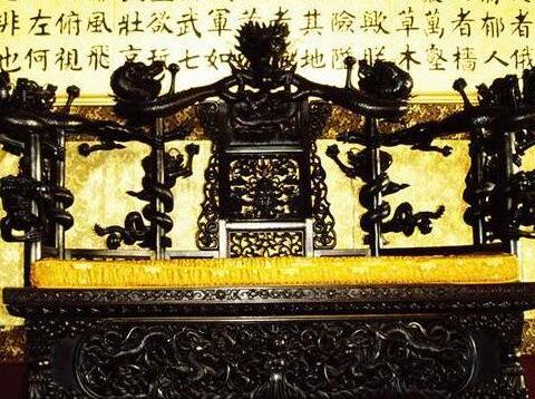 从板凳, 马扎, 胡床到椅子, 龙椅还真是不好坐的!|椅子|马扎|扶手|龙椅|坐具_新浪新闻