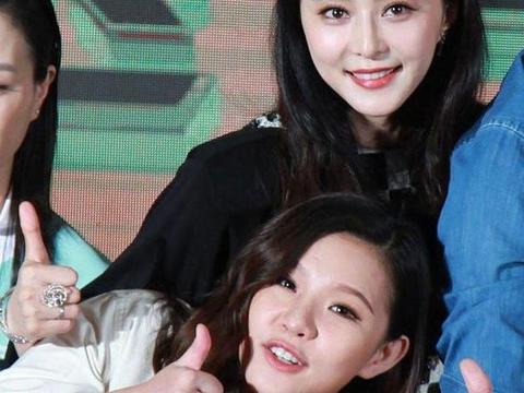 27岁的谢依霖与35岁范冰冰同框,真是木有对比就木有伤害!