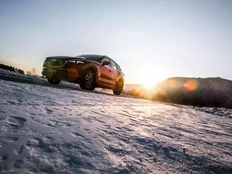 冰雪试驾第二代的mazda Cx 5 2 0l和2 5l发动机还有这样的效果