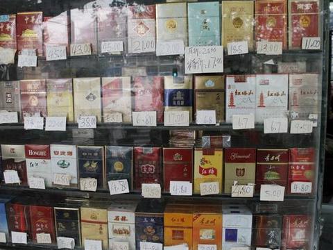 2分钟告诉你，中国香烟为何在国外这么受欢迎|香烟|烟草|中国_新浪新闻
