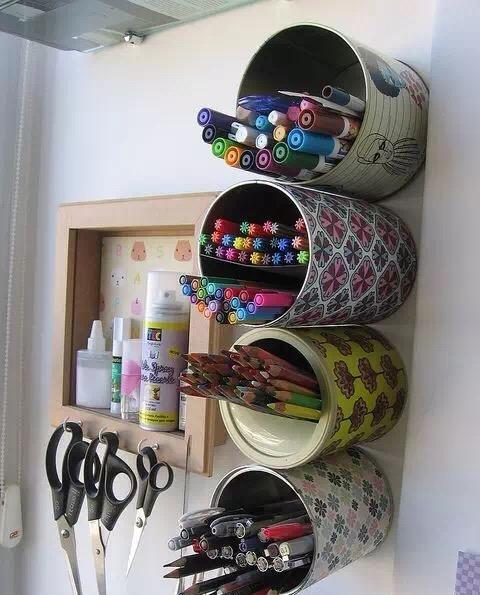 如收纳,盆栽,玩具等… 1 先来看下最常见的—奶粉罐收纳 利用布料