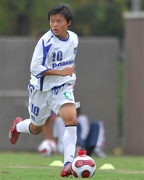 日本前国脚放弃职业队不踢,因热爱大空翼加盟"南葛队"