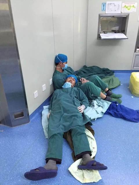 向值班猝死医生学习,是否有点欠妥?