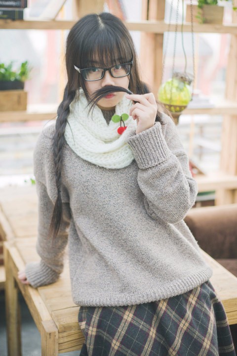 双辫子姑娘,大眼睛美女