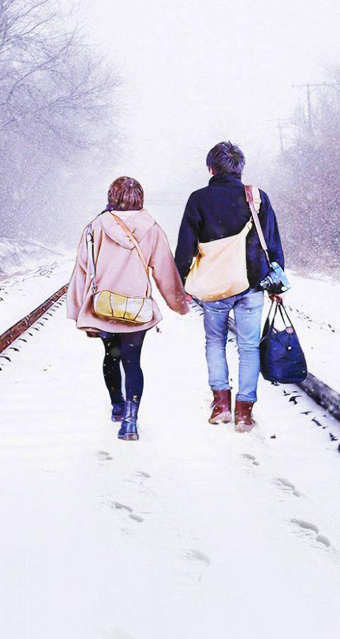 一生中两个人,能够走到一起,是缘分;坚持在一起走,是幸福!