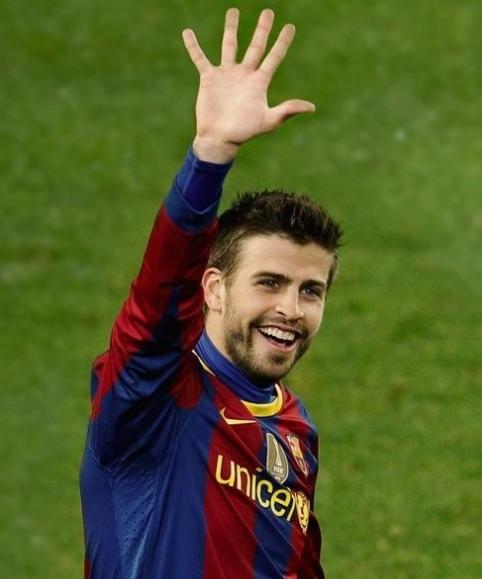 再进!再进!曝巴萨领先后皮克兴奋过度,赛后开红酒千金一掷