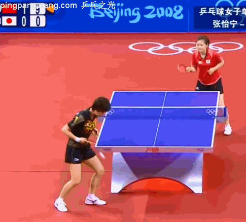 张怡宁多强大?对闺女说:金牌随便玩,银牌别动!银牌找你王皓叔