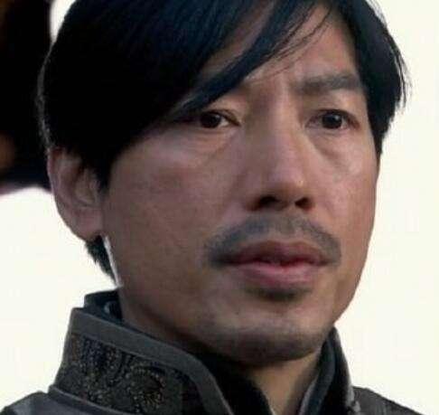 正文       如今已经54岁的张耀阳在香港大浦买下一个农场,种地,种菜