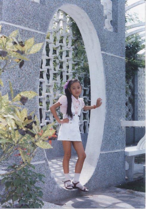 文章女儿正面照曝光,看了文章马伊琍童年照就知道长得像谁