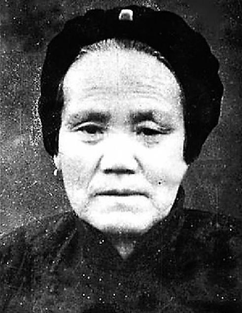 养育七个儿子六个牺牲在战场,她说的每一句话都能让人泪奔