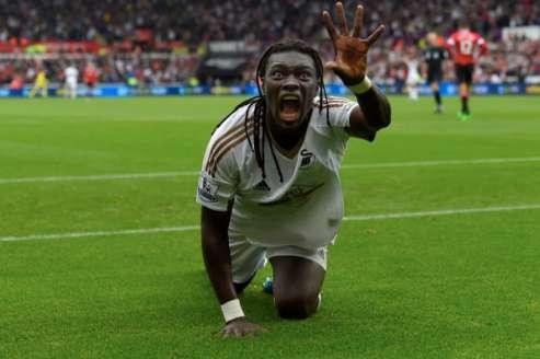 盘点世界足坛的那些庆祝动作卡卡感谢上帝最为经典