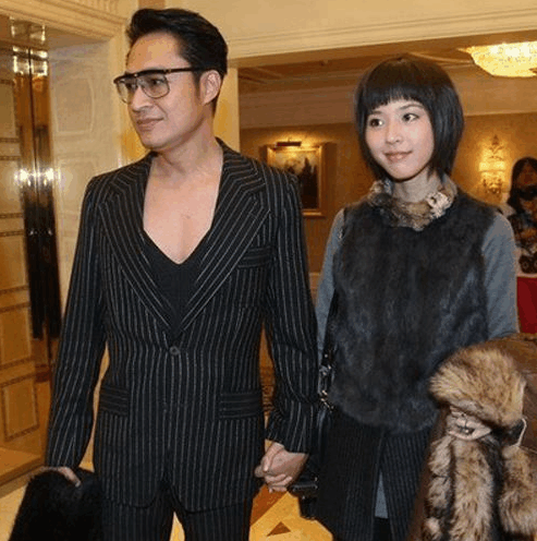 旧情复燃? 马景涛情人节向前妻吴佳妮发告白情书, 网友评论炸了!