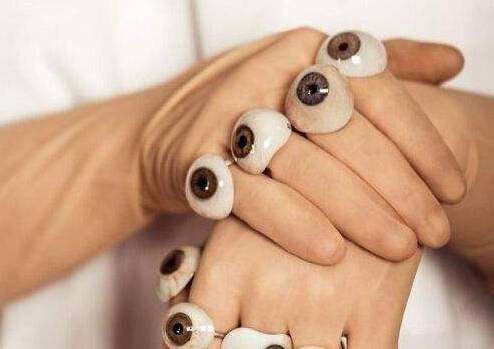 据说长期打飞飞的人手掌心有黑线