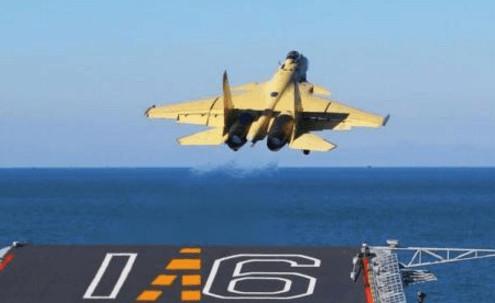 歼15舰载机数量停滞不前,采用三翼面布局,成本