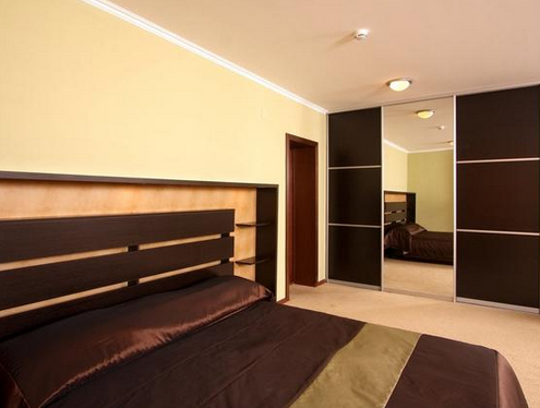 床头一旦朝这个方向夫妻关系越来越好喜事一桩接一桩