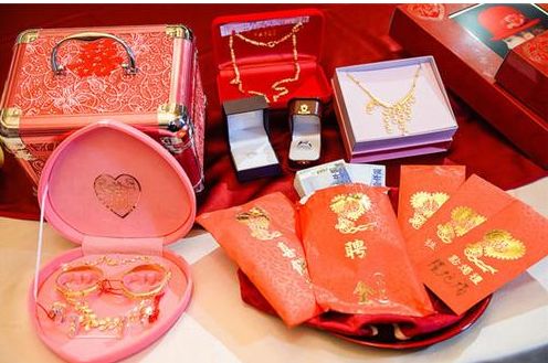 山东订婚礼金3斤3两人民币 这爱情真要明码实