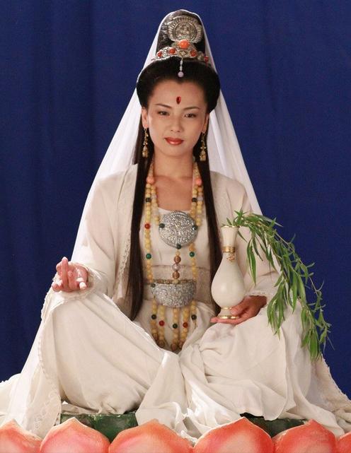 观音扮相,刘涛林心如赵雅芝都不如孙俪婆婆美,而她则是最经典的