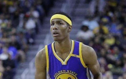 NBA勇士队麦考因考虑自己状态不好,申请下放