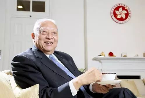 英国最大零售商黯然离开中国,马莎广结婚盟支起的"零售王朝"