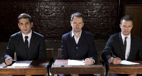 大年初十应聘,面试官说:酒都不喝,你算啥男人?我只回复7个字