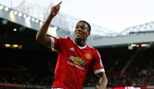 GIF-看看足坛历史10大神助攻,与马夏尔的相比