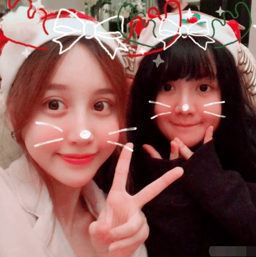 卢本伟平安夜微博晒照面露微笑网友这就是你们安排的力度