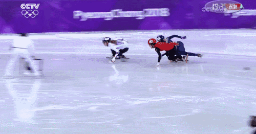 李琰终于笑了!17岁小将李靳宇为中国短道速滑带来首枚奖牌