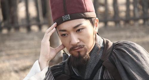 水浒传中的智多星吴用, 能不能和三国诸葛亮相提并论?