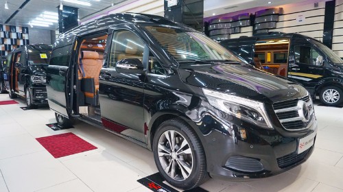 奔驰v级7座mpv,比suv更豪华,比轿车更舒适