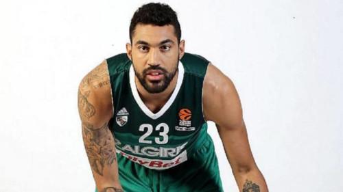 新疆队为心仪的大外援巴西中锋奥古斯托-利马开出了一份让他难以拒绝