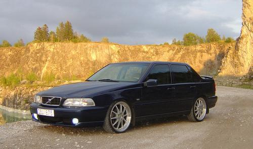 The Inheritance of Nordic Luxury Sports —— Volvo S60