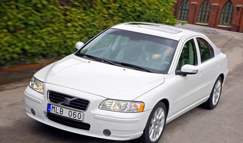 The Inheritance of Nordic Luxury Sports —— Volvo S60