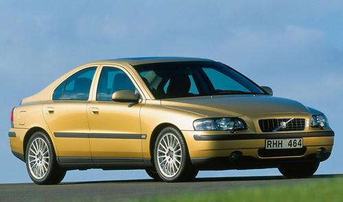 The Inheritance of Nordic Luxury Sports —— Volvo S60