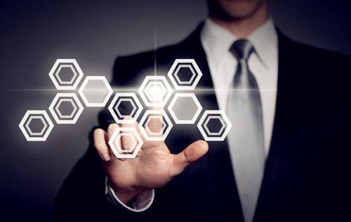 职场中领导想要栽培你的三个表现, 遇到了千万