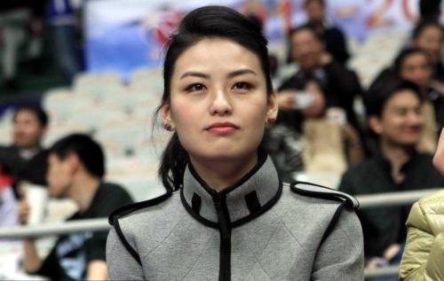 上海第一白富美,身价千万却做起了家庭主妇!