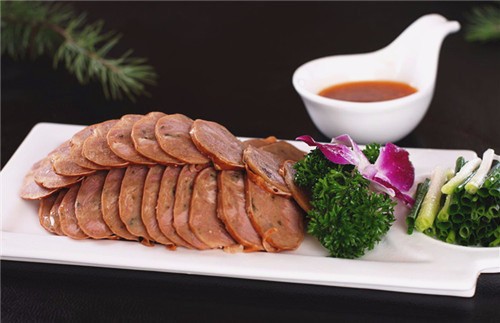 北京小吃灌肠,被农村婆婆卖出了特色,五年时间就在北京买了房!