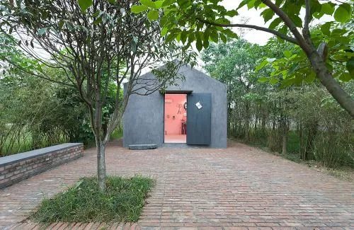 很多建筑师都是人类的敌人，但刘家琨不是