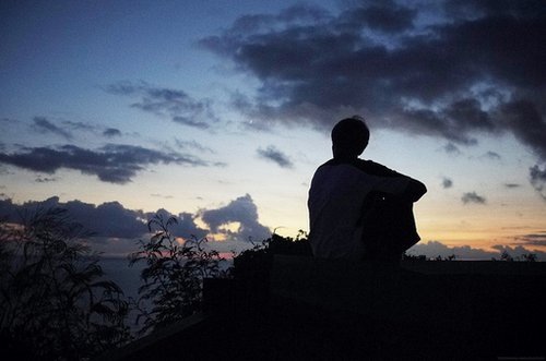 没人愿意一辈子屈尊的活着