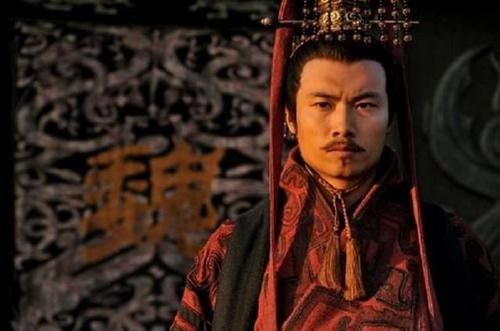 后来直到他七十二岁时才出任司空.当了三年之后又当上了司徒.