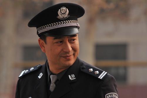 内地男演员警察专业户图片