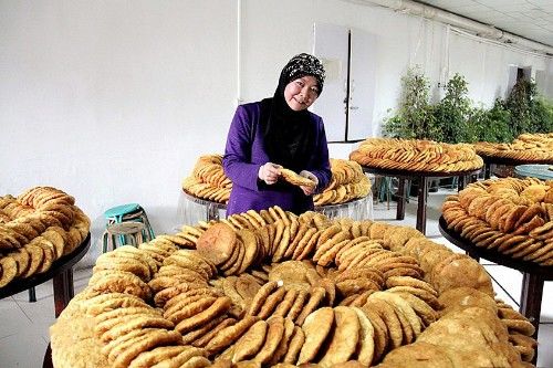 回族传统油饼,黄亮亮的喷喷香,吃过唇齿留香,遇见一定要尝尝