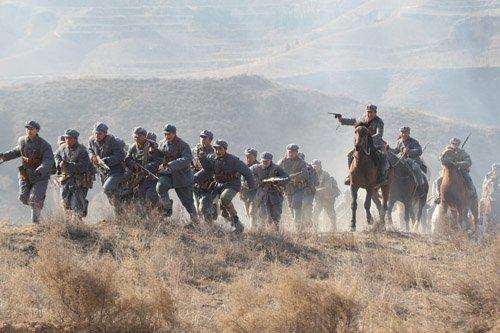 此人名叫张振汉,官至国民党围剿红军的纵队司