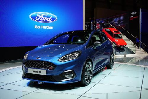 39万起亚是韩国的合资车,是起亚的主推车型,不过自从去年3月开始起亚