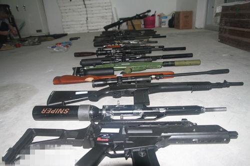 南阳内乡警方破获重大涉枪案收缴枪支配件2万余件