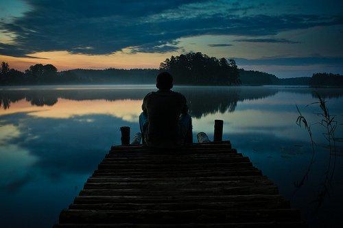 当极度想念一个人的时候你会做什么