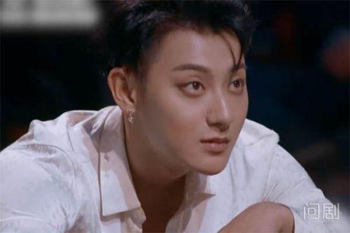 黄子韬害羞什么梗?这就是街舞菊麟太诱惑拿走韬韬毛巾!