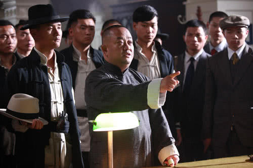 上海滩青帮大佬之一有人请他当汉奸他说要当你当我死也不当