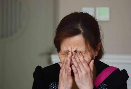 爸妈欲离婚,远在上海的姐姐说了一句话,妈妈哭成了泪人