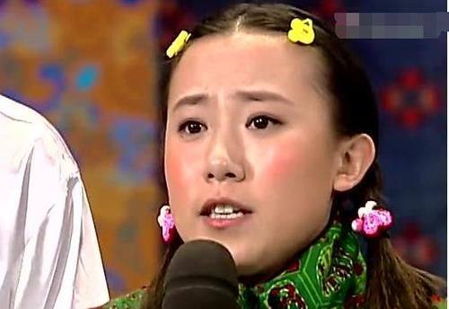 丫蛋和王金龙离婚了,同属本山传媒,又是搭档艺人,丫蛋离婚消息被田娃