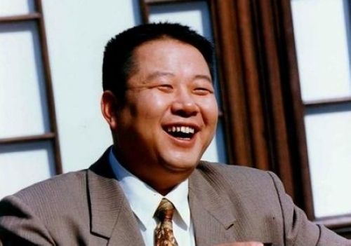 相声演员牛振华去世,倪萍冯巩伤心痛苦,葬礼一幕让人心酸!